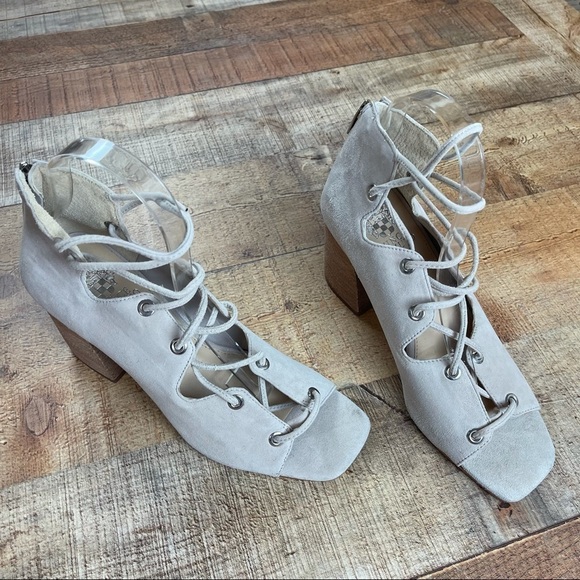 NEW Vince Camuto 8.5 Nahara Beige Suede Lace-up Sandal Block Chunky Heel - Picture 4 of 10